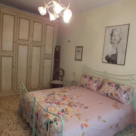 Vicino Al Centro Storico Di *