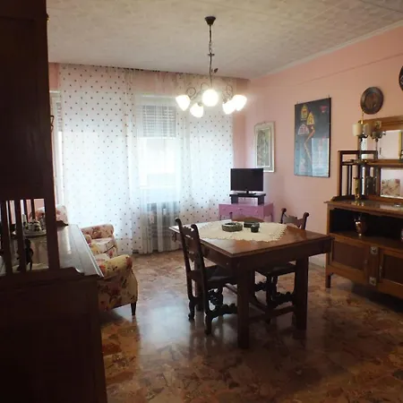 Vicino Al Centro Storico Di Apartment *